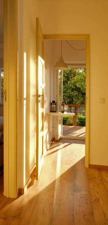 Central 2 Bedroom Apt W/Garden And Pantheon Views Lisboa Ngoại thất bức ảnh