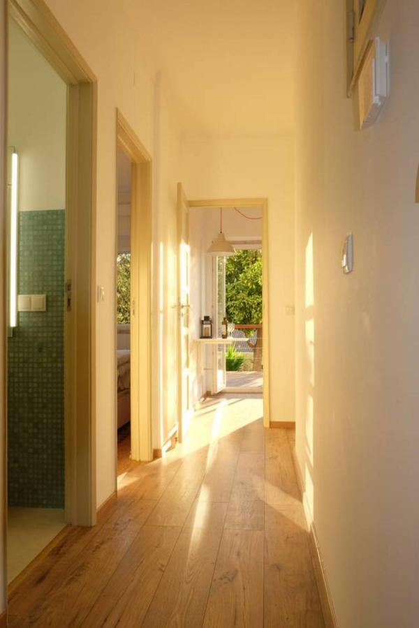 Central 2 Bedroom Apt W/Garden And Pantheon Views Lisboa Ngoại thất bức ảnh